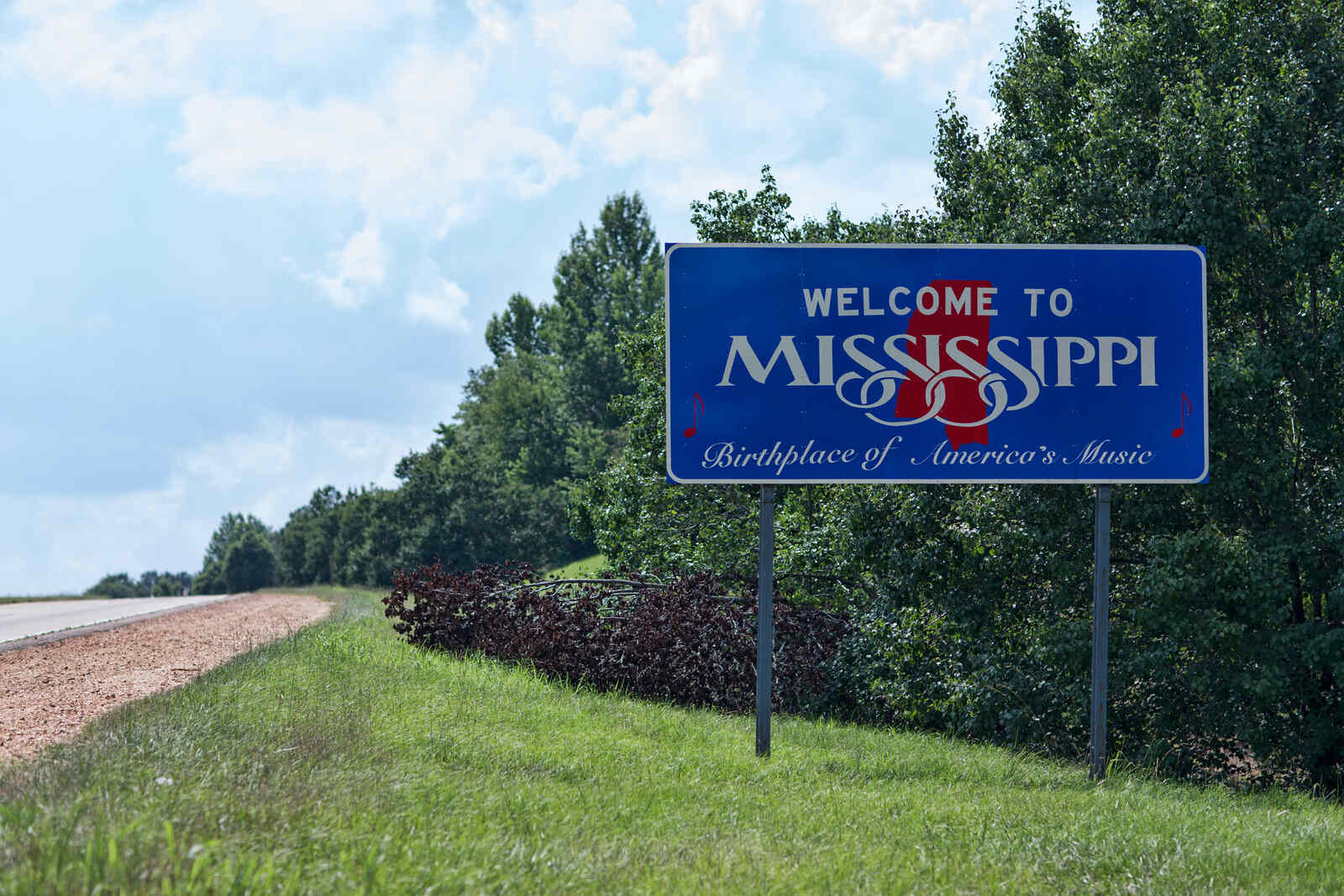"Welcome to Mississippi" road sign