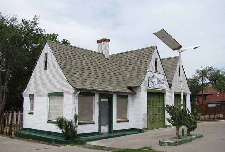 Huning Highlands Station: Albuquerque, New Mexico