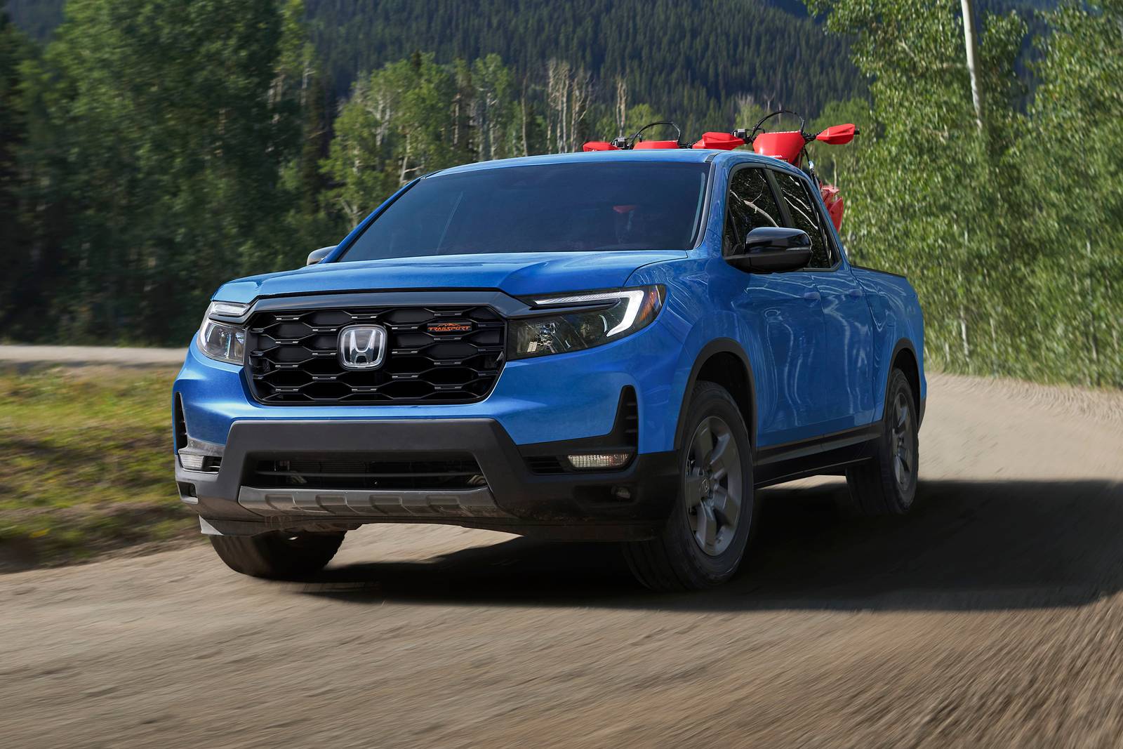 The 2025 Honda Ridgeline off-roading