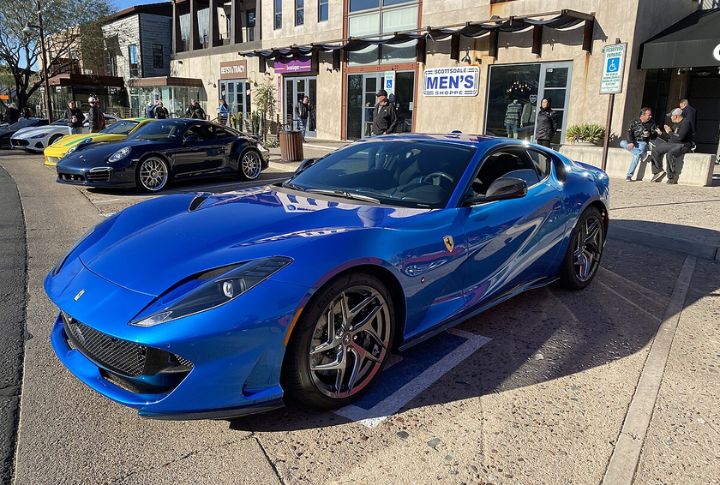 Ferrari 812 Superfast