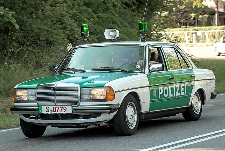 Mercedes-Benz W123