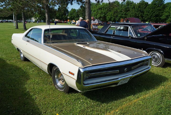 1970 Chrysler 300 Hurst 440 TNT