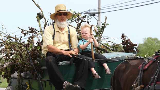 What an Amish farmer actually thinks of the Cybertruck