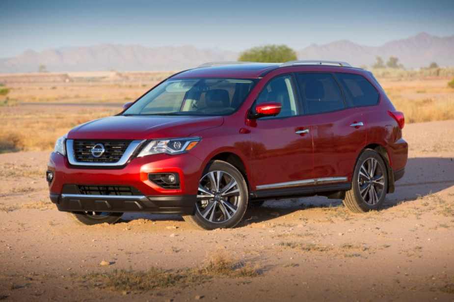 2017 Nissan Pathfinder off-roading