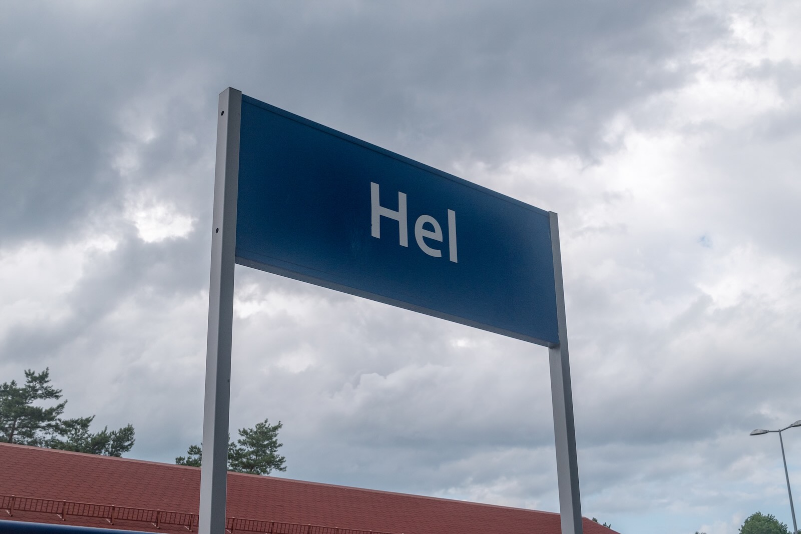 Hel sign, for Helsinki Airport.