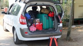 Packed car with wedding dress inside stolen in Boston, bride chases down