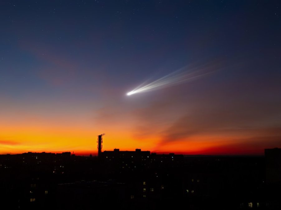 A comet, not unlike the interstellar body 3I/ATLAS that some believe is an alien spaceship.