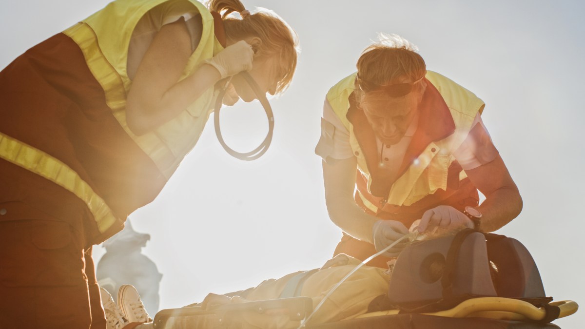 Detroit police rescue kidnapped man from burning SUV