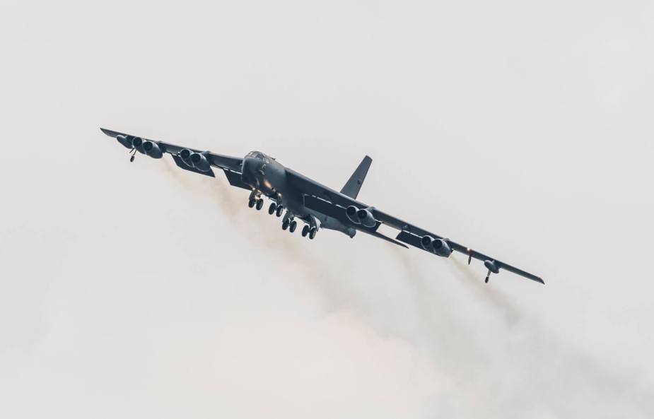 A USAF B-52 bomber like the one that nearly hit a SkyWest airlines flight.