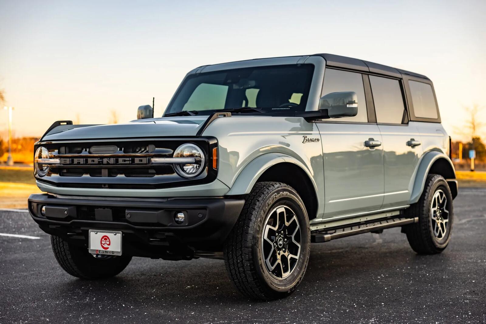 A 2022 Ford Bronco Outer Banks parked in left front angle view