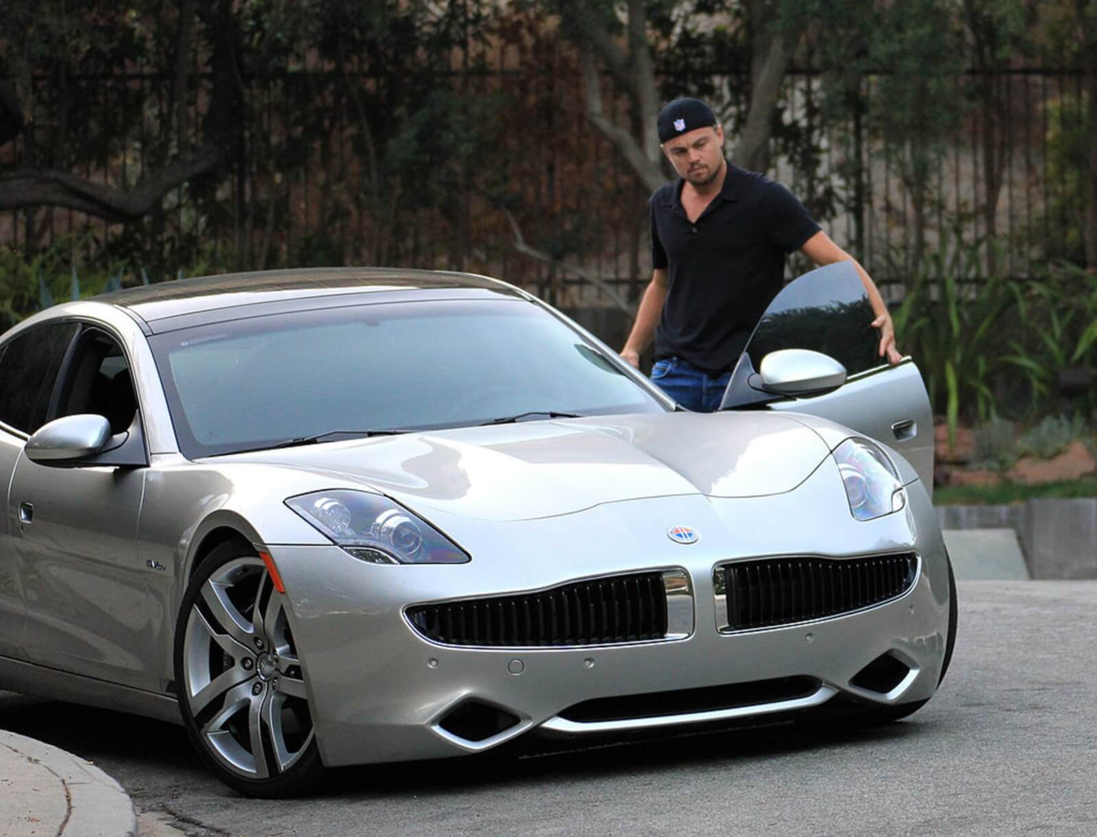 Leonardo DiCaprio with his Fisker Karma.