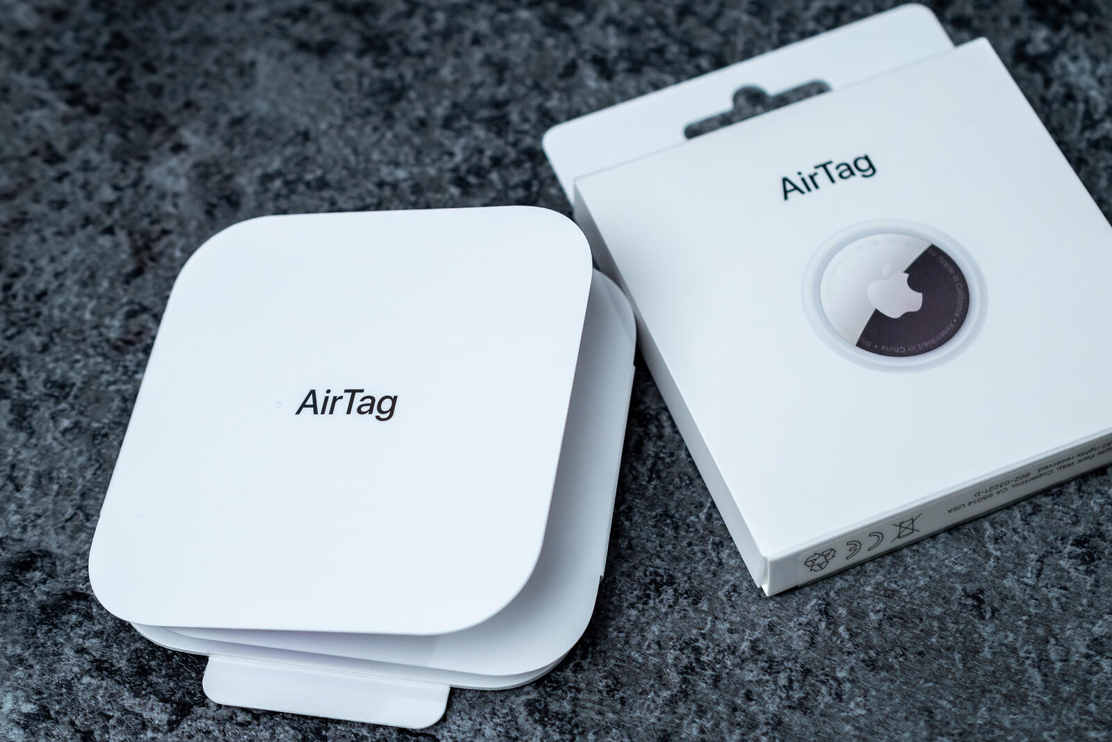 Apple AirTag packaging