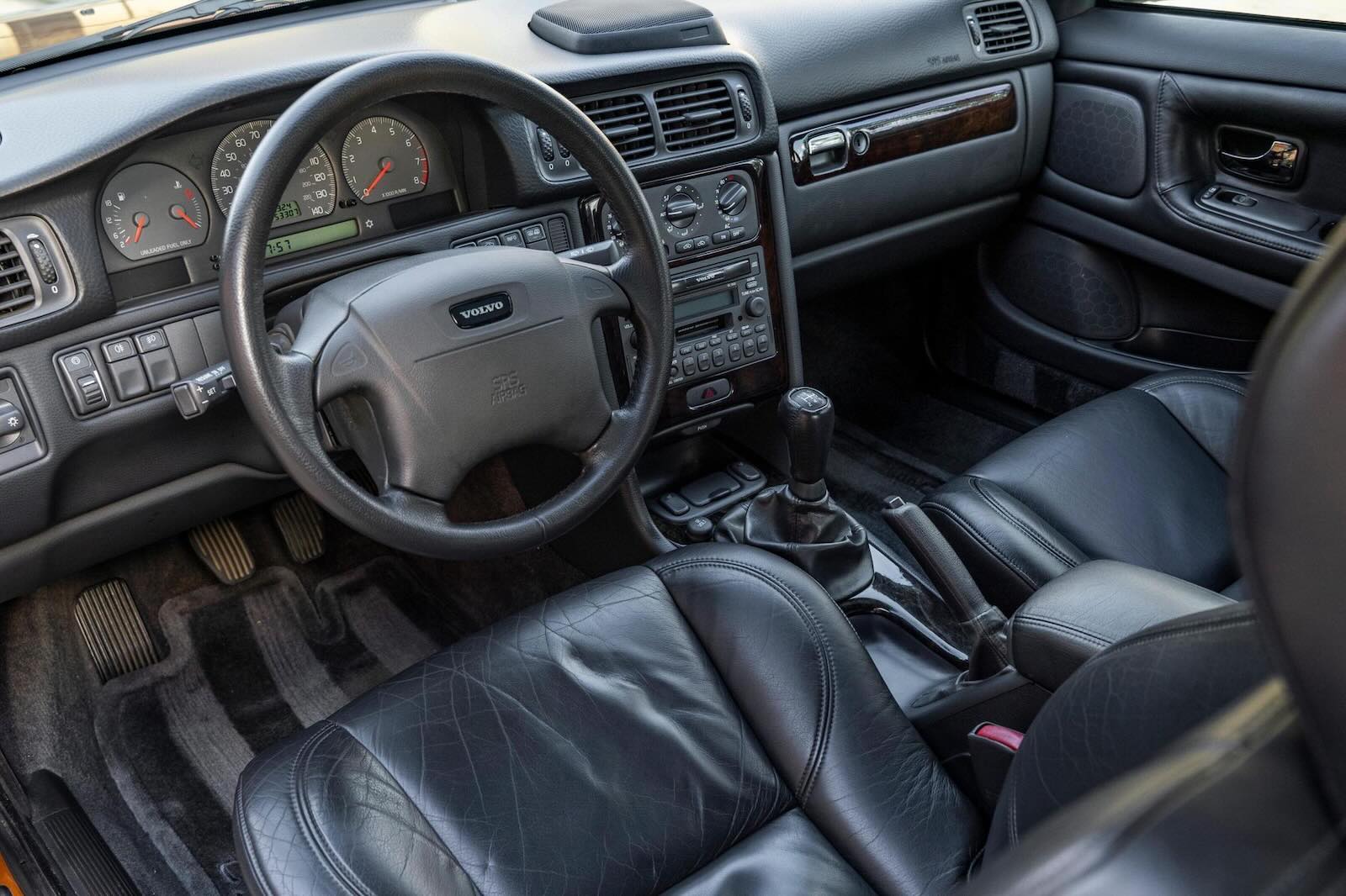 The gray leather interior of a Volvo C70 coupe