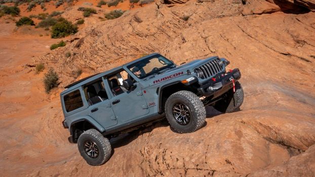 Stellantis SUVs Plague Drivers With Infotainment Ads for New Cars