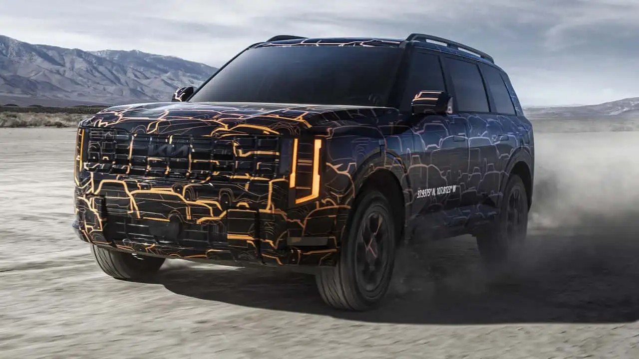 The 2027 Kia Telluride  off-roading 