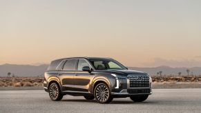 The 2025 Hyundai Palisade at dusk