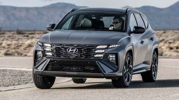 The 2025 Hyundai Tucson on the road