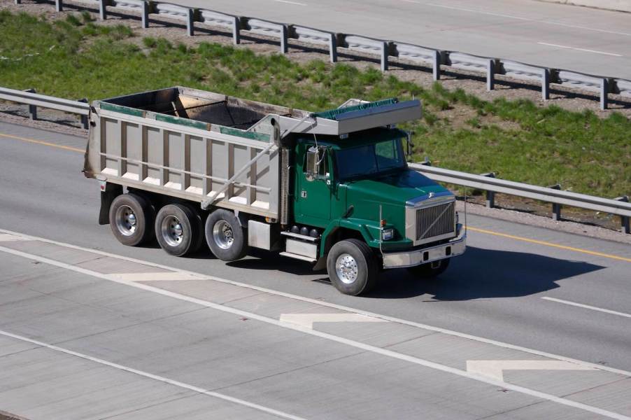 Stolen dump truck flees police along California highway