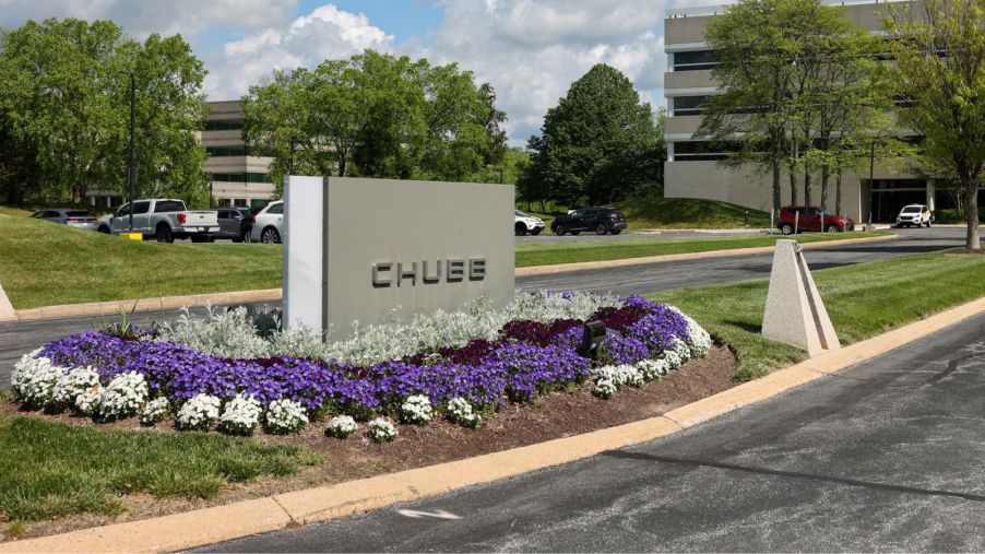 Chubb office landscaped entryway