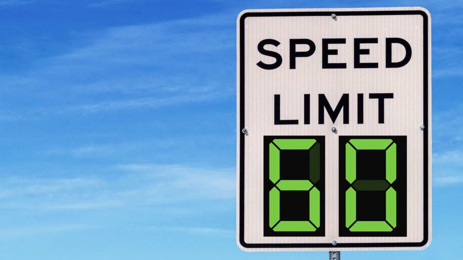 digital-speed-limit-sign