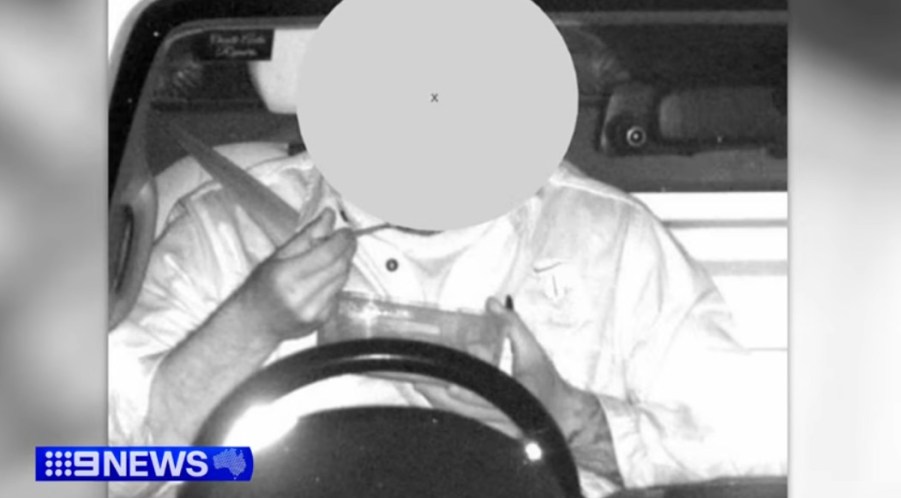 distracted-driver-eating-bowl-of-cereal