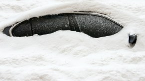 Car-covered-with-snow