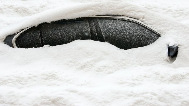 Car-covered-with-snow