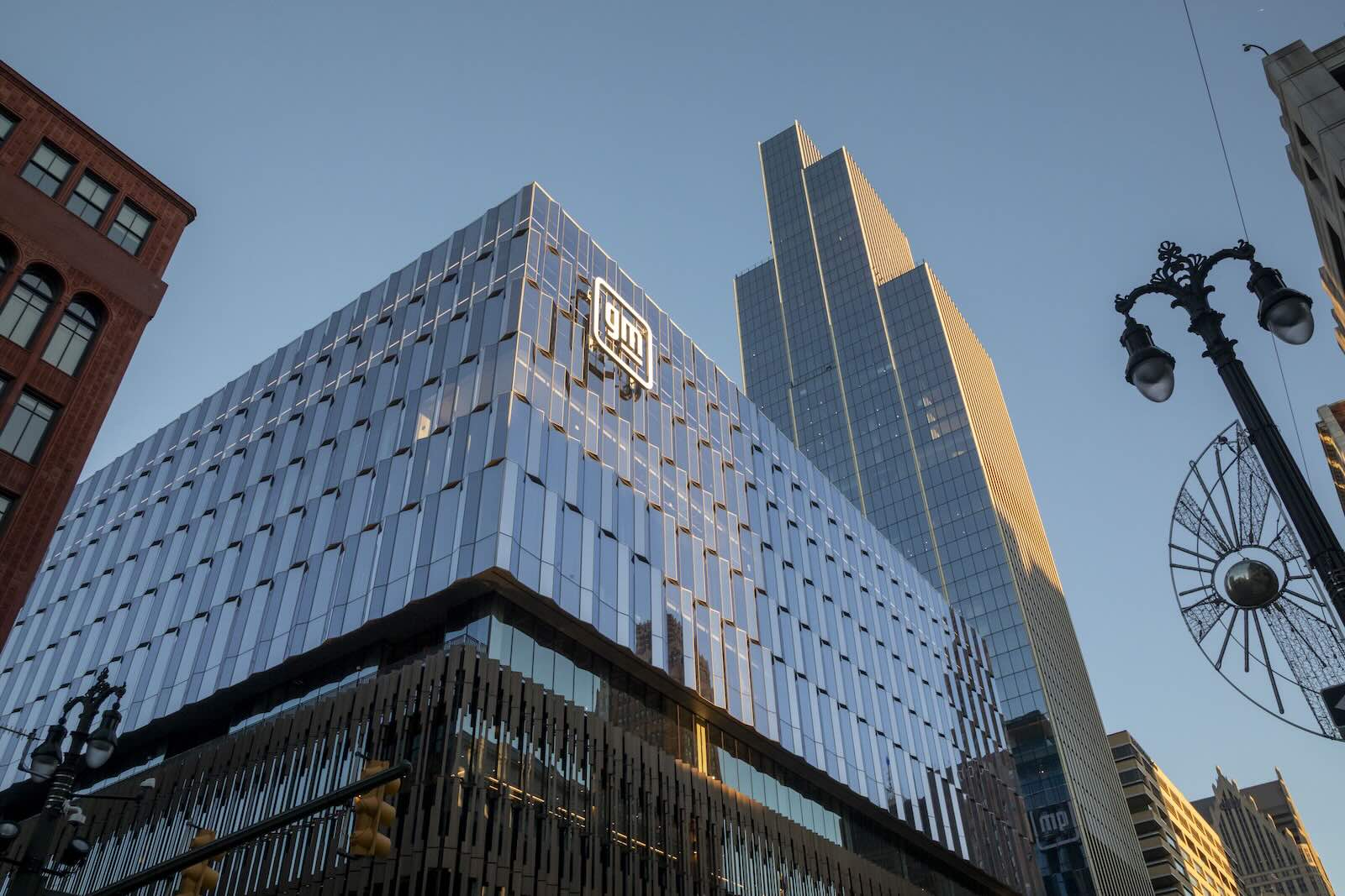 The new General Motors' headquarters on Woodward avenue in Detroit, the Hudson building visible in the background.