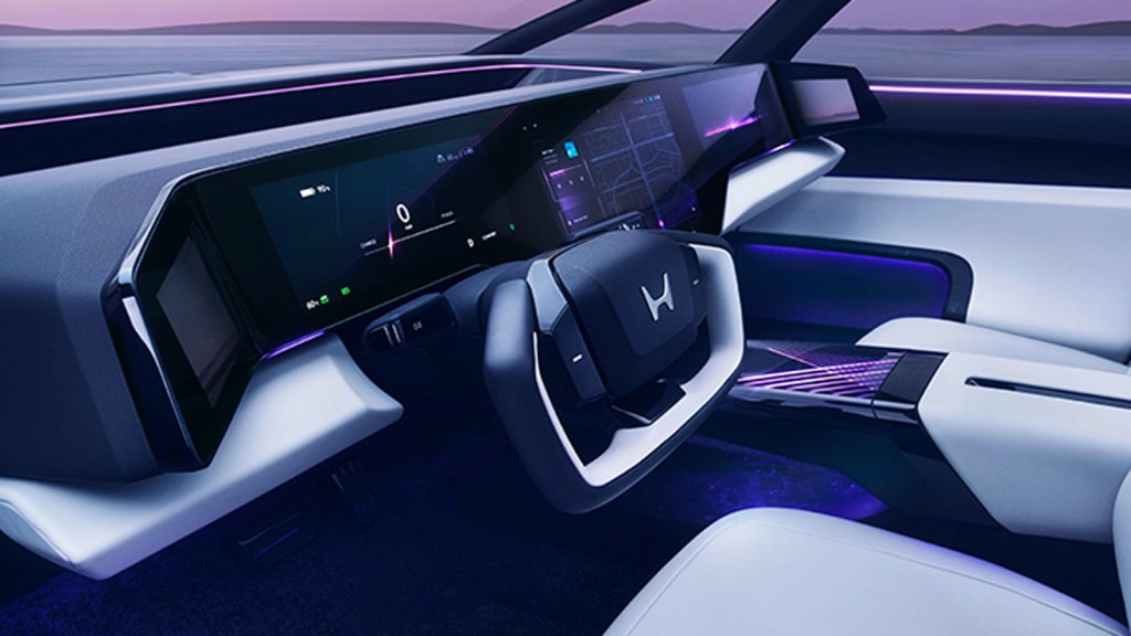 Honda-0-Saloon-interior