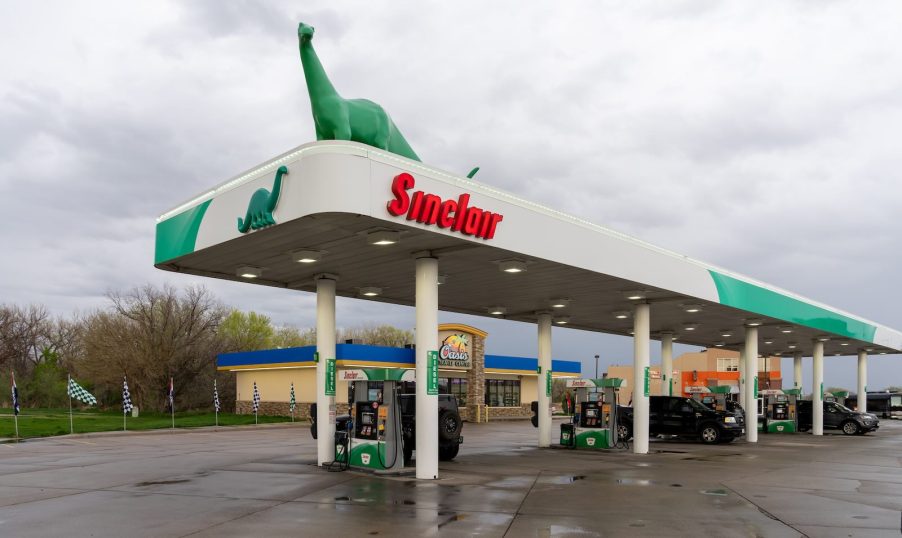 Sinclair gas station pumps contaminated with diesel mixup