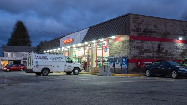 A Speedway gas station building