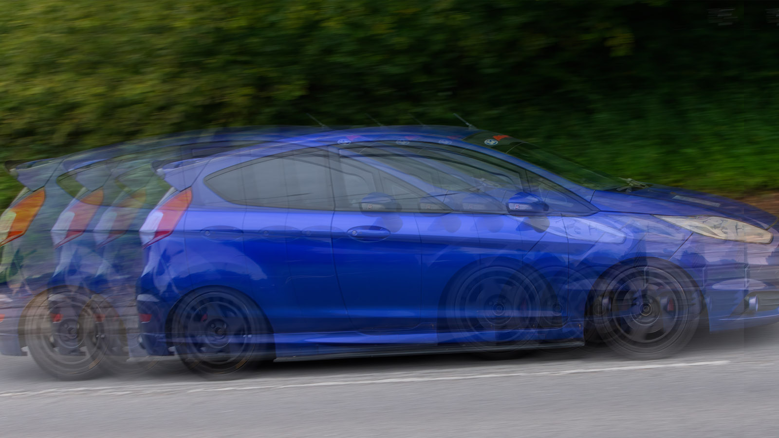 Six-Car Accident in Michigan Where Every Vehicle Was a Ford Fiesta Goes Viral 8 Years After It Happened