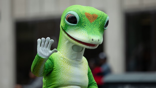 geico-gecko-Circle-City-Classic-Parade