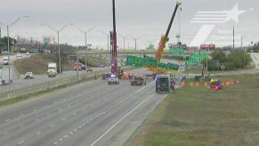highway-road-sign-crash-on-Interstate-35