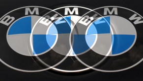 new-bmw-logo