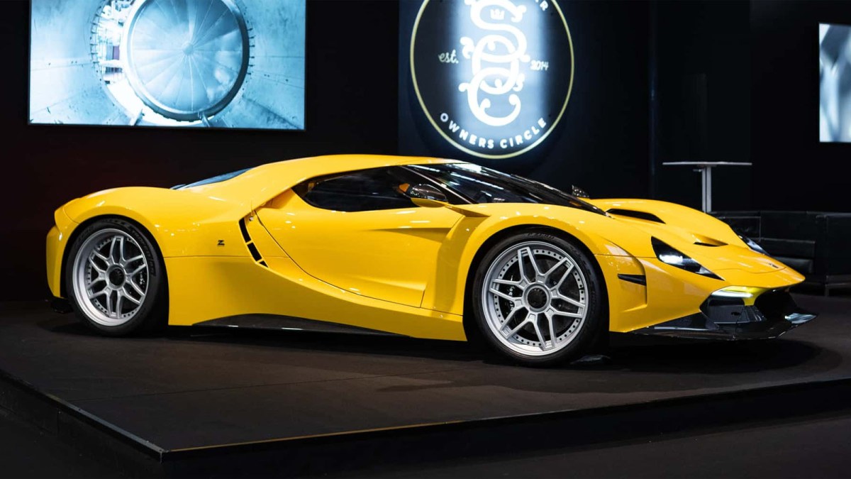 German Automotive Supplier Capricorn Debuts $3.5 Million Analog Hypercar Prototype