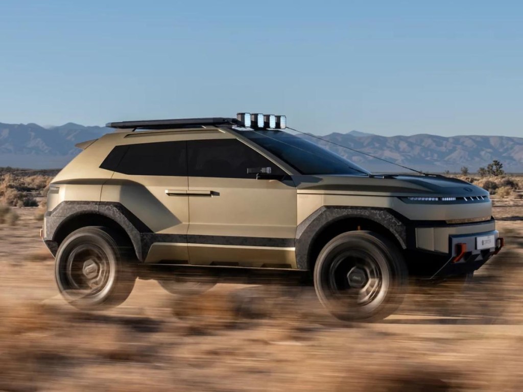 The Hyundai Crater Concept off-roading