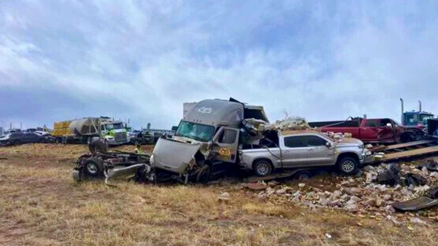 colorado-dust-storm-pileup