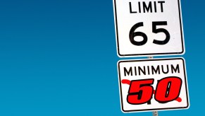 minimum-speed-limit-sign