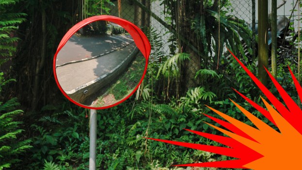 traffic-mirror-accidents