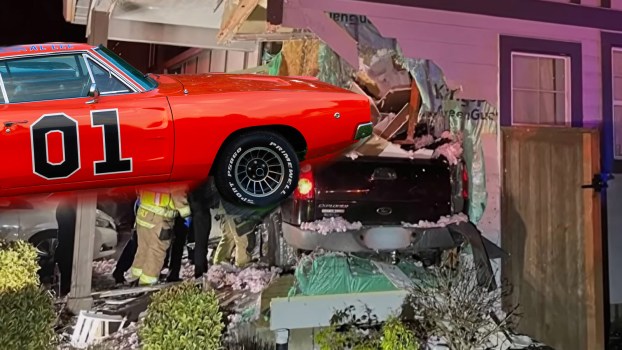 truck-flies-into-oregon-home