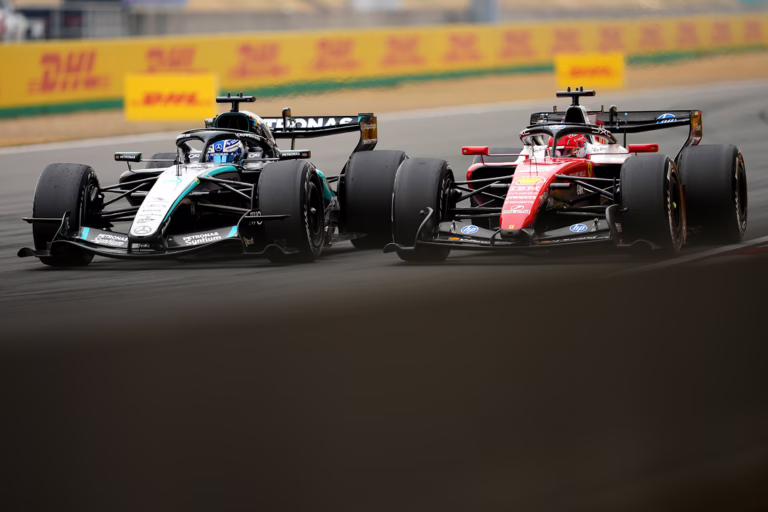 FIA'dan Mercedes'in Hileli Kanat Sistemine İnceleme