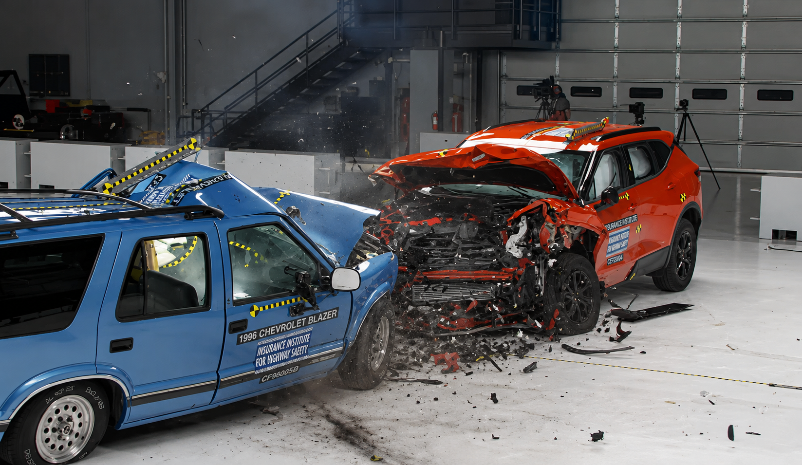 IIHS crash test