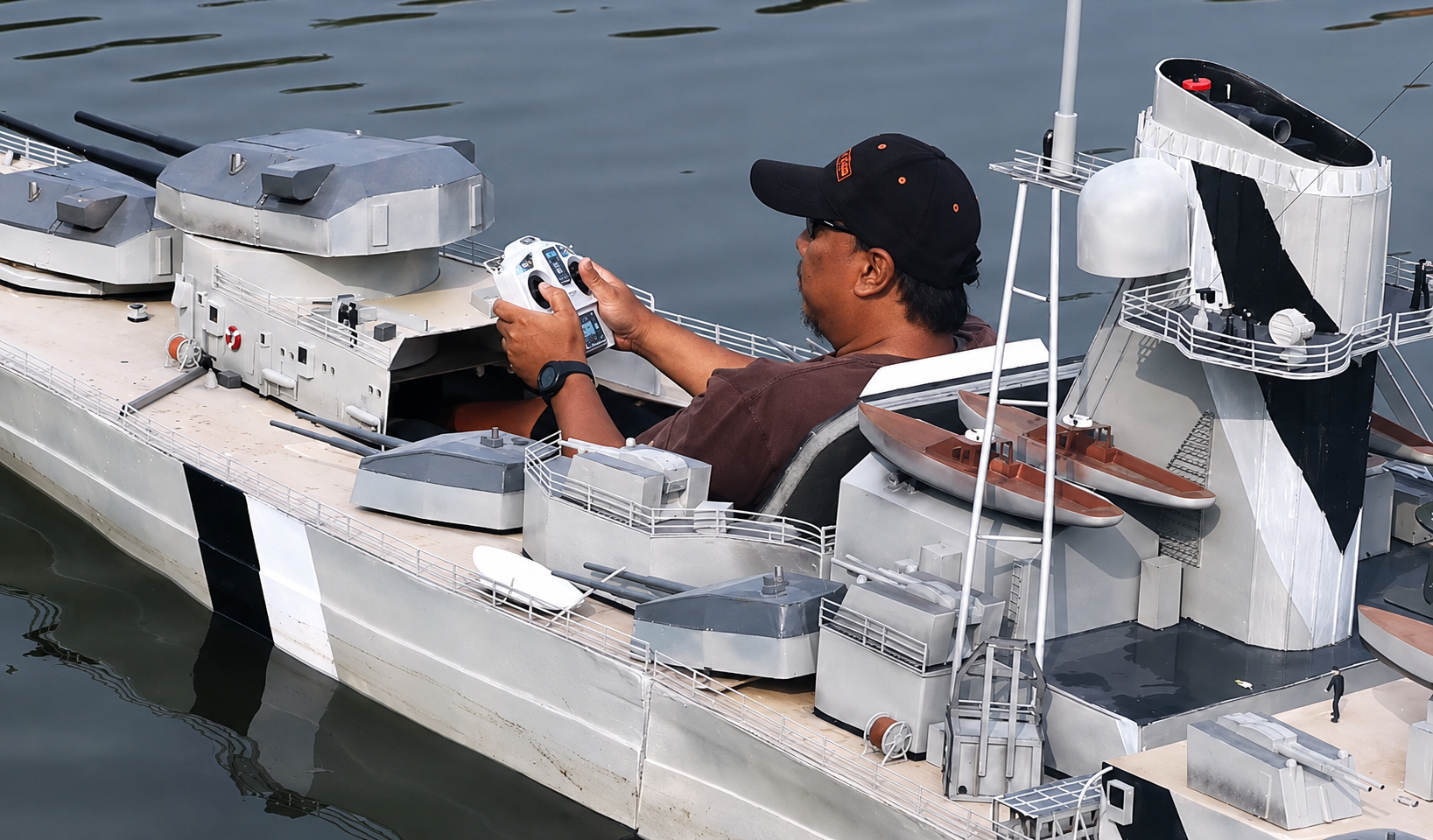 YouTuber Builds 25-Foot Rideable RC Battleship for $400, and It Shoots Fireworks