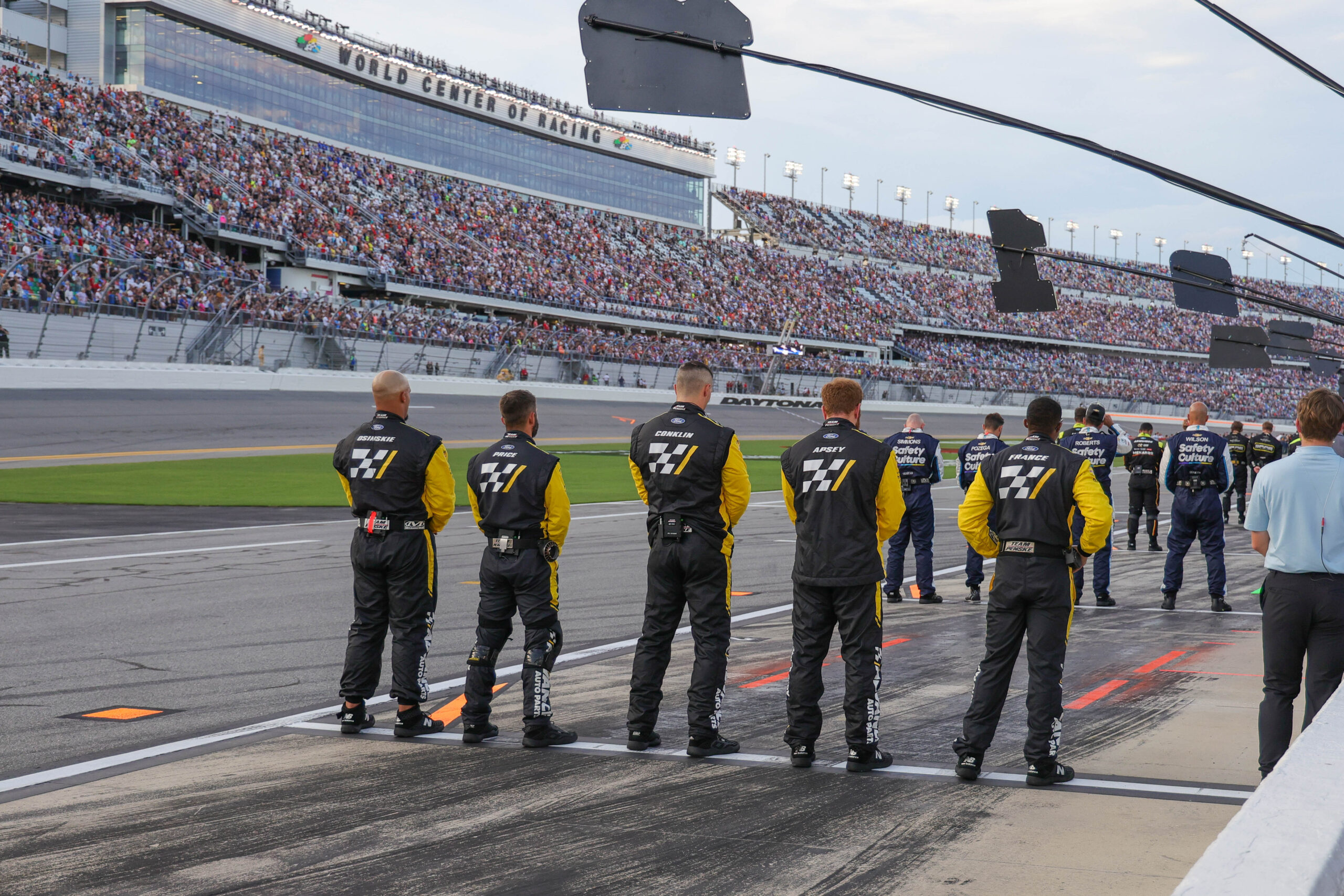 NASCAR Cup Series Pit Stall Assignments for Daytona: Where Every Driver Will Pit