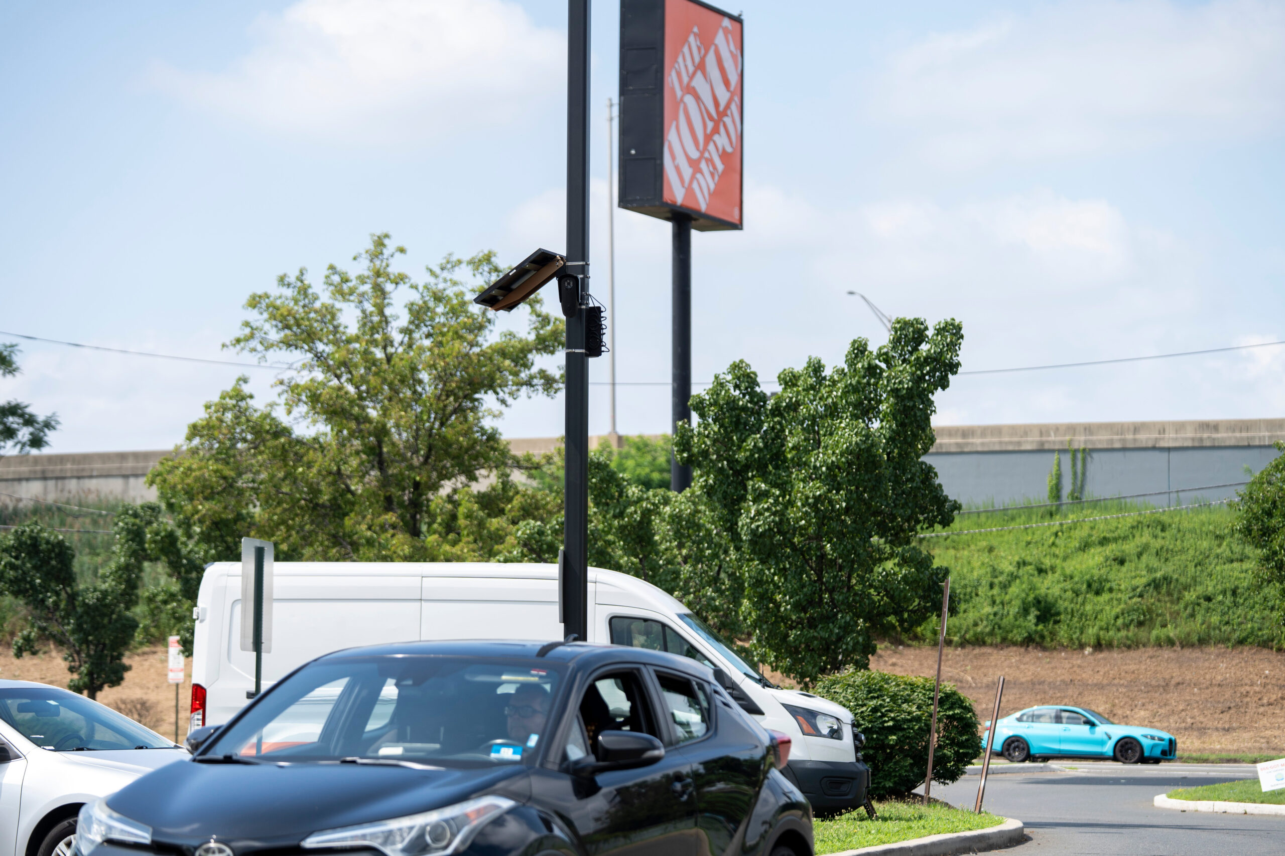Flock Cameras at Home Depot and Lowe’s Are Secretly Building an AI Profile on Yo...