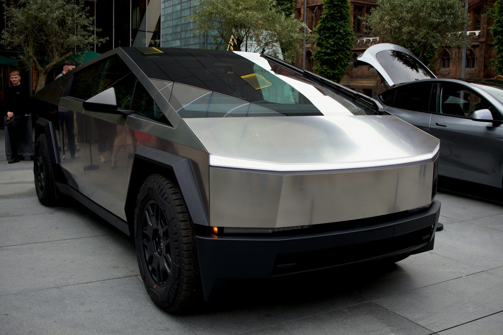 Tesla Cybertruck Can Finally Power Your Home, But There’s A Catch
